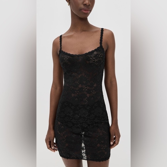 ✨RARE✨ SKIMS Sexy Stretch Lace Slipdress - Picture 6 of 6